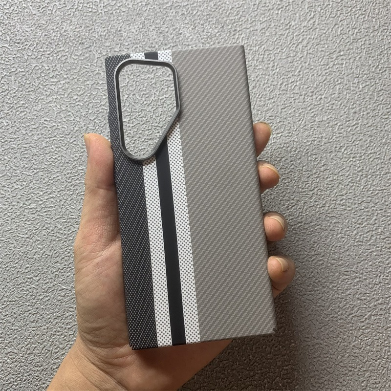 Carbon Relief Color Texture Ma - Samsung Galaxy S25 recension och pris
